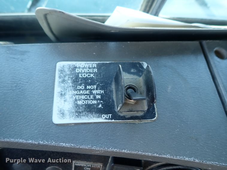 image for item DG2260 2001 Mack RD690S  ready mix truck