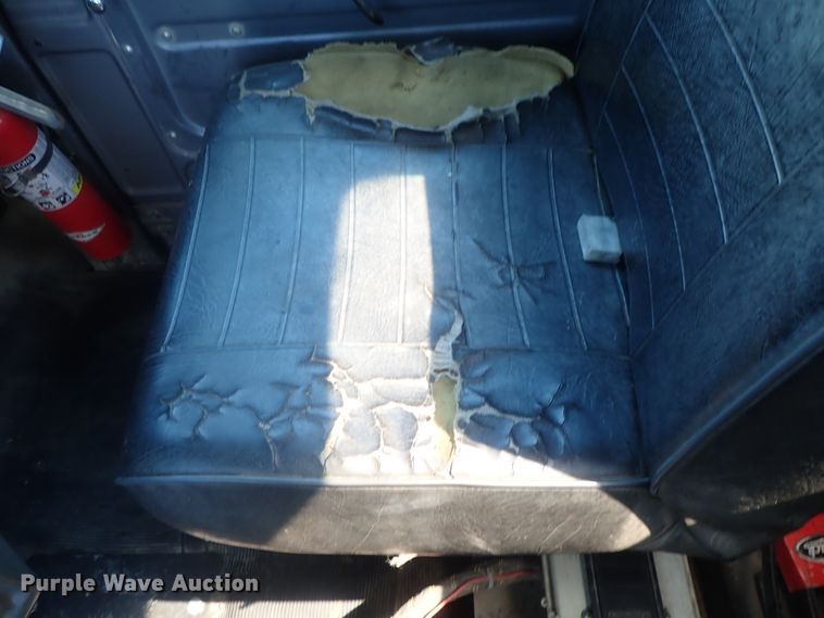 image for item DG2260 2001 Mack RD690S  ready mix truck