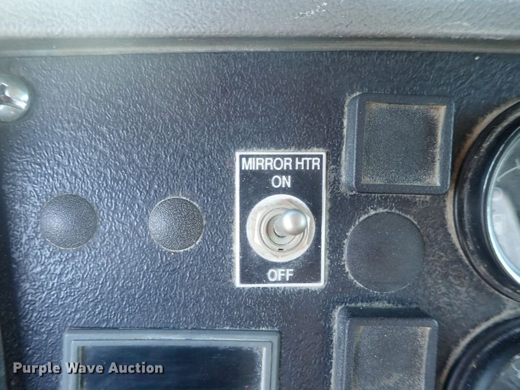 image for item DG2260 2001 Mack RD690S  ready mix truck