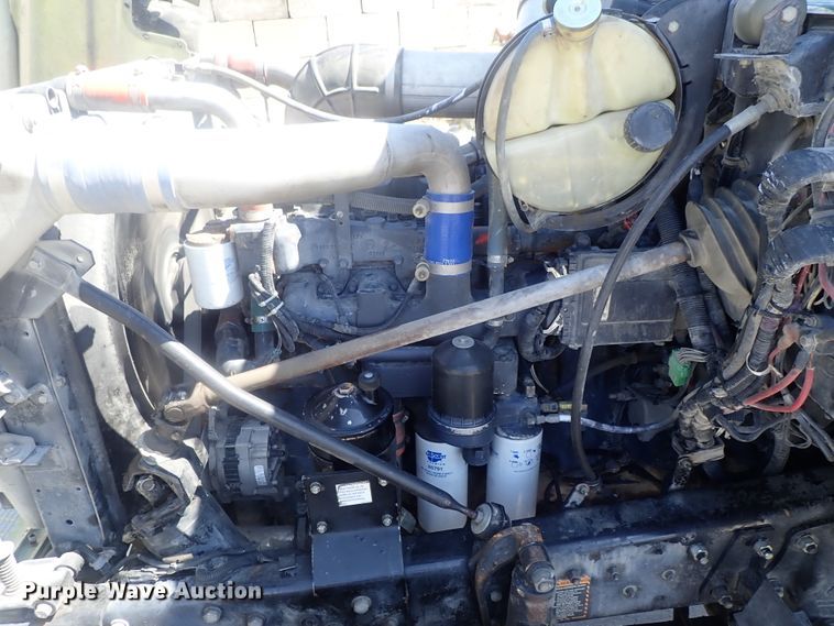 image for item DG2260 2001 Mack RD690S  ready mix truck