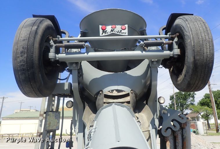 image for item DG2260 2001 Mack RD690S  ready mix truck