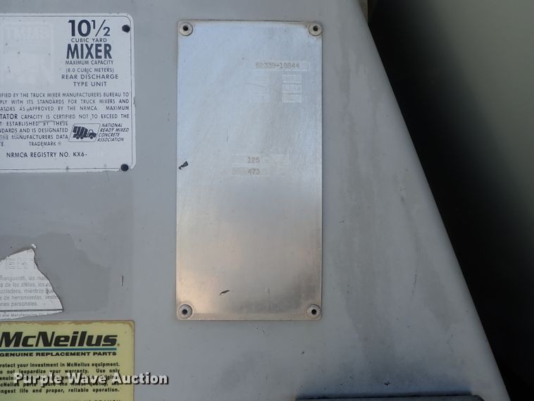 image for item DG2260 2001 Mack RD690S  ready mix truck