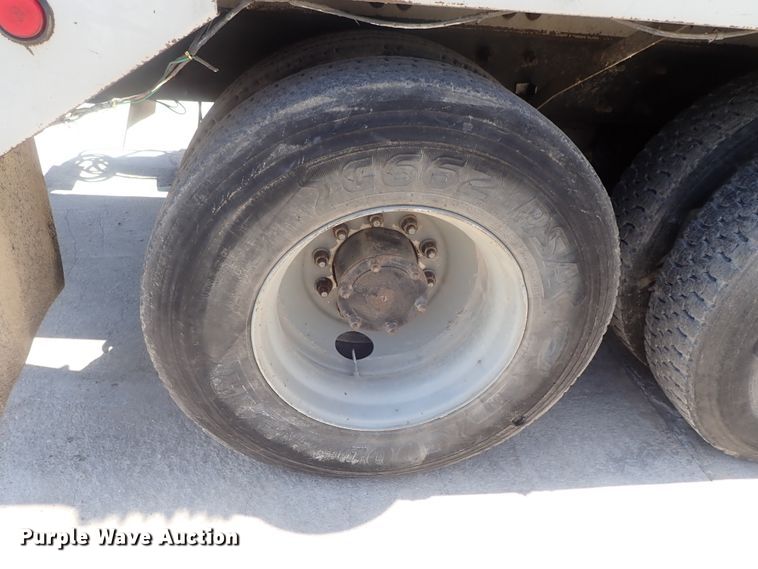 image for item DG2260 2001 Mack RD690S  ready mix truck