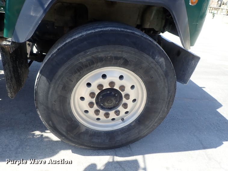 image for item DG2260 2001 Mack RD690S  ready mix truck