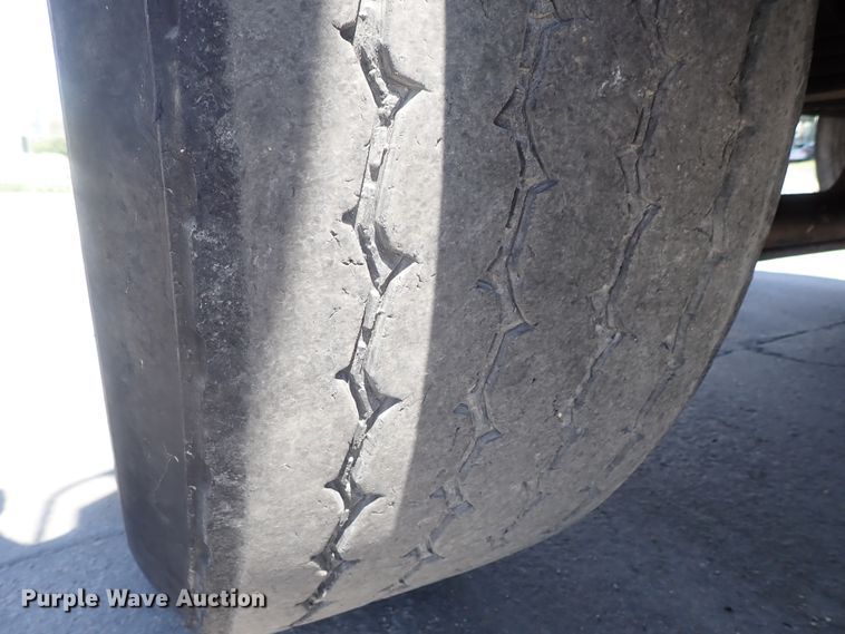 image for item DG2260 2001 Mack RD690S  ready mix truck