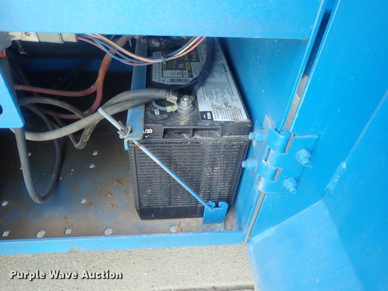 image for item DG2269 2007 Genie GS-4390  scissorl lift