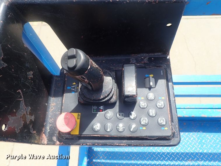 image for item DG2269 2007 Genie GS-4390  scissorl lift