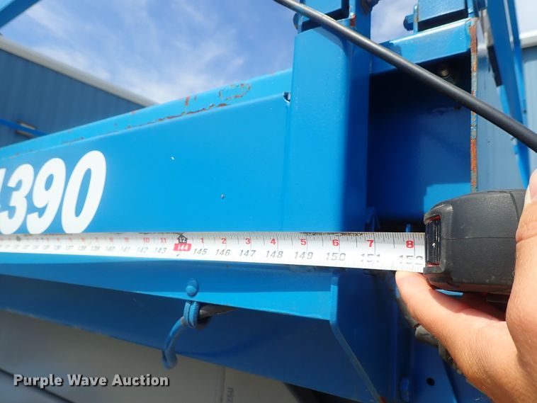 image for item DG2269 2007 Genie GS-4390  scissorl lift