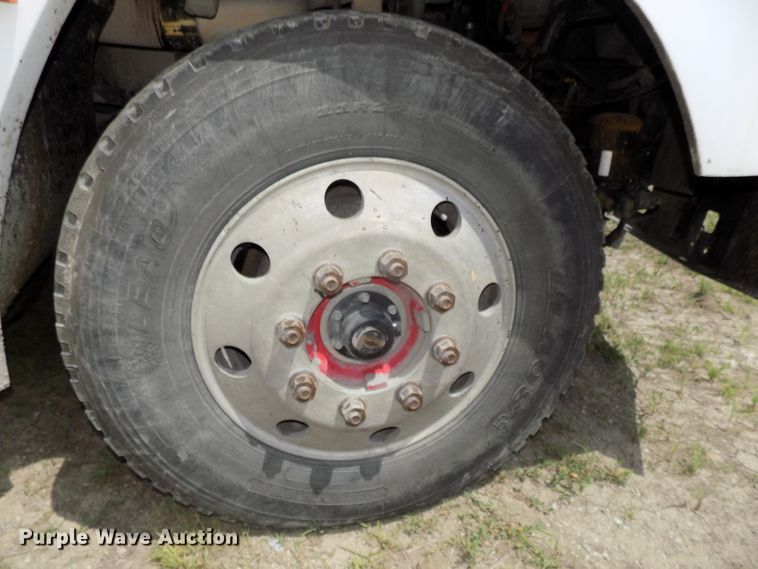 image for item DG2605 1997 Freightliner FLD  semi truck