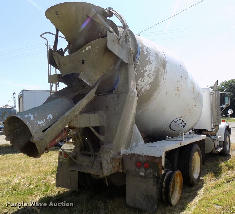 image for item DG2613 1994 Freightliner FLD  ready mix truck