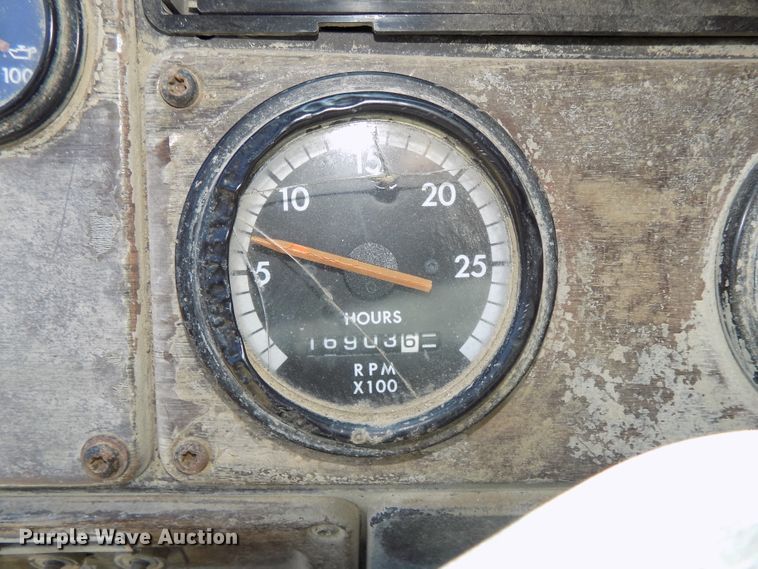 image for item DG2613 1994 Freightliner FLD  ready mix truck