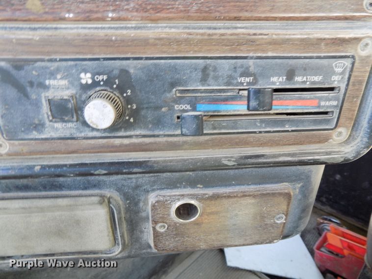 image for item DG2613 1994 Freightliner FLD  ready mix truck