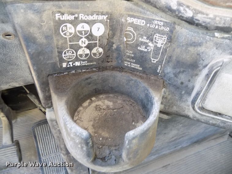 image for item DG2613 1994 Freightliner FLD  ready mix truck