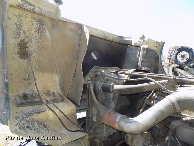 image for item DG2613 1994 Freightliner FLD  ready mix truck