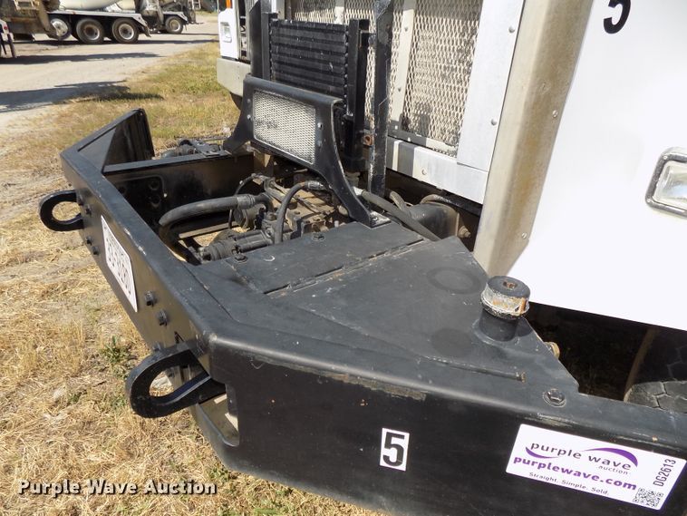 image for item DG2613 1994 Freightliner FLD  ready mix truck