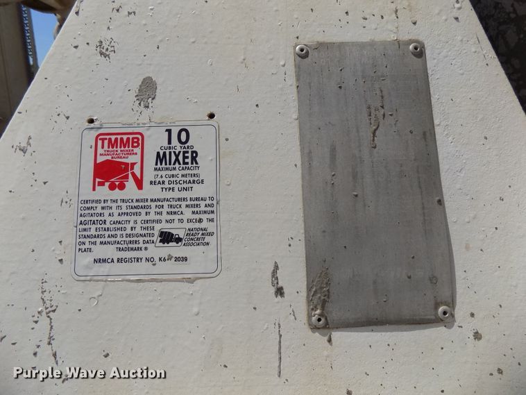 image for item DG2613 1994 Freightliner FLD  ready mix truck