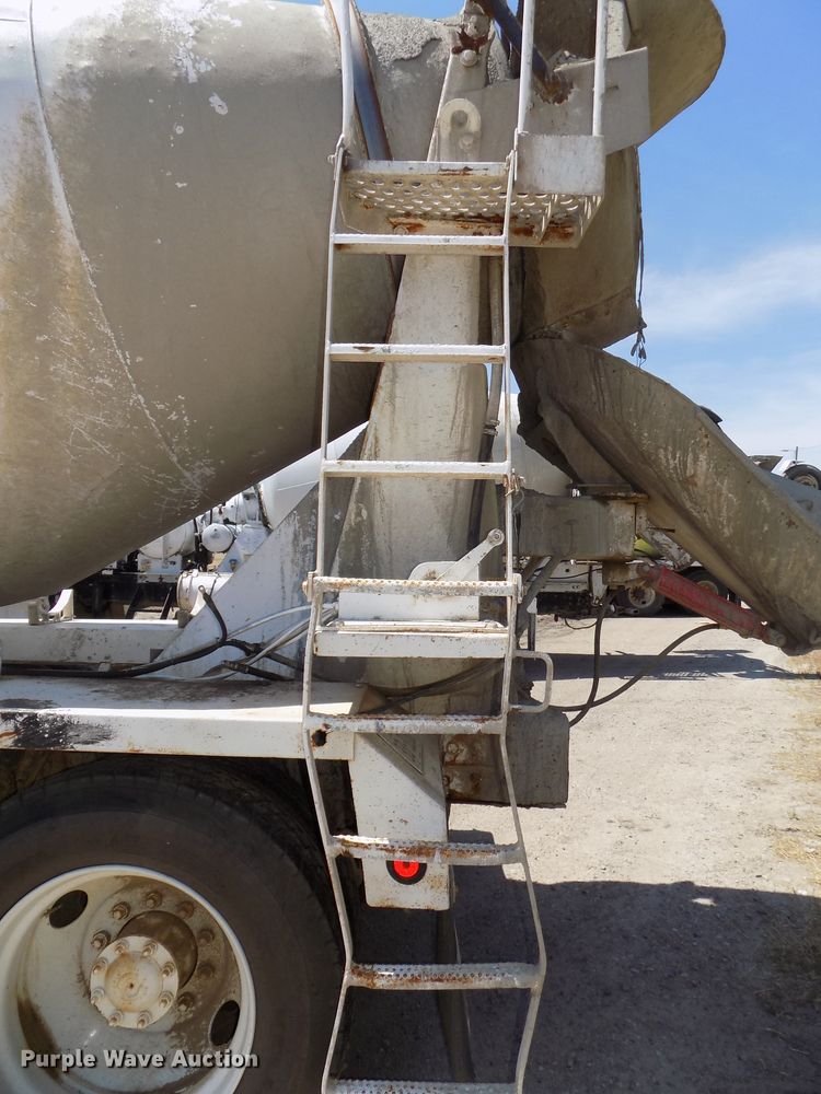 image for item DG2613 1994 Freightliner FLD  ready mix truck