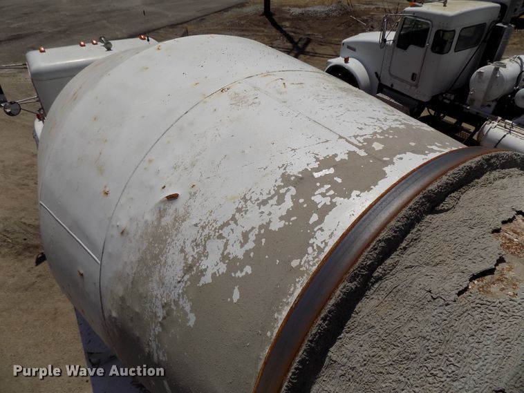 image for item DG2613 1994 Freightliner FLD  ready mix truck