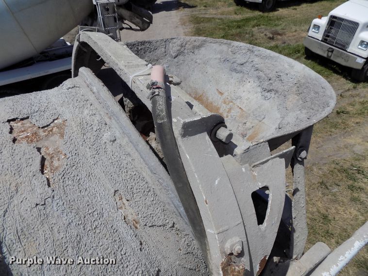 image for item DG2613 1994 Freightliner FLD  ready mix truck