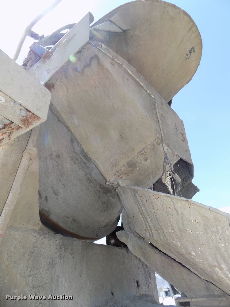 image for item DG2613 1994 Freightliner FLD  ready mix truck