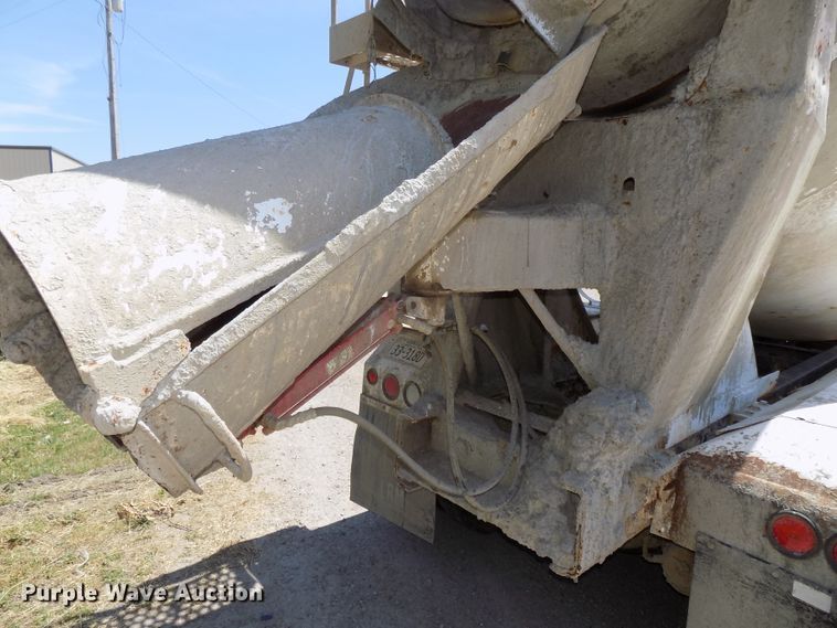 image for item DG2613 1994 Freightliner FLD  ready mix truck