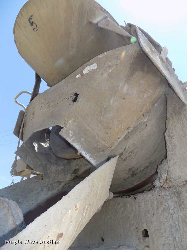 image for item DG2613 1994 Freightliner FLD  ready mix truck