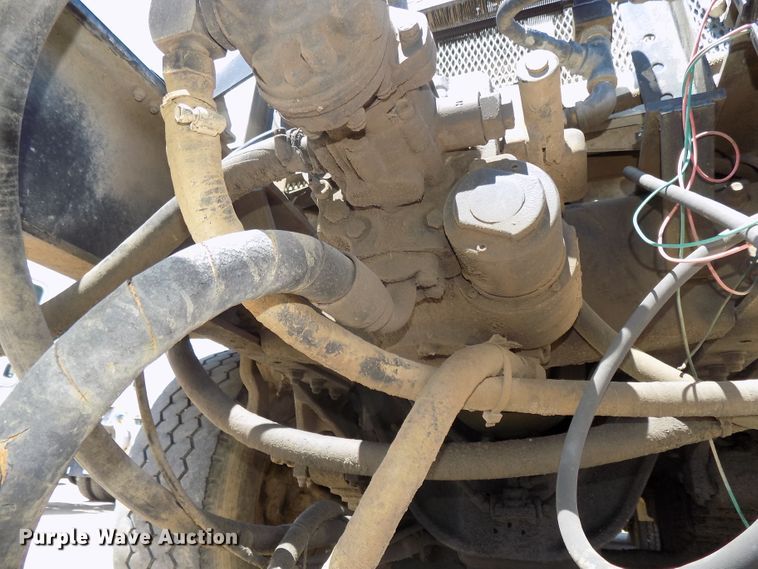 image for item DG2613 1994 Freightliner FLD  ready mix truck