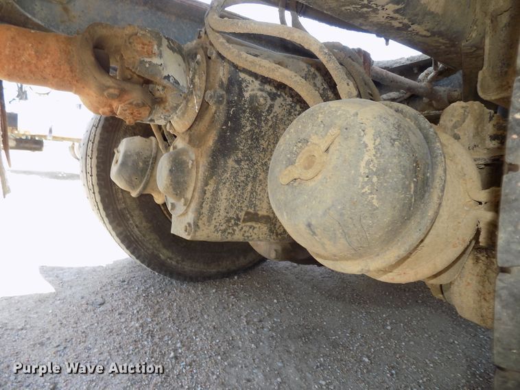 image for item DG2613 1994 Freightliner FLD  ready mix truck