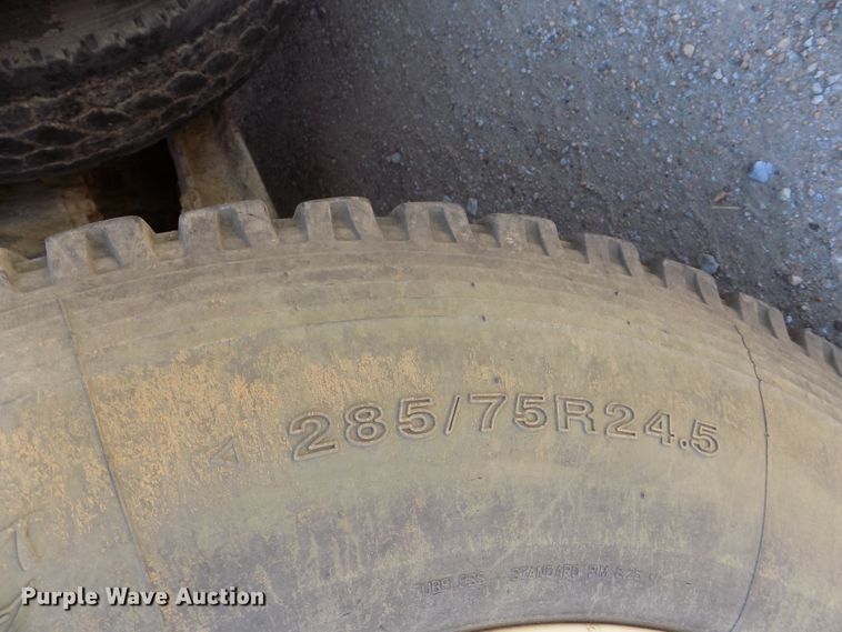 image for item DG2613 1994 Freightliner FLD  ready mix truck