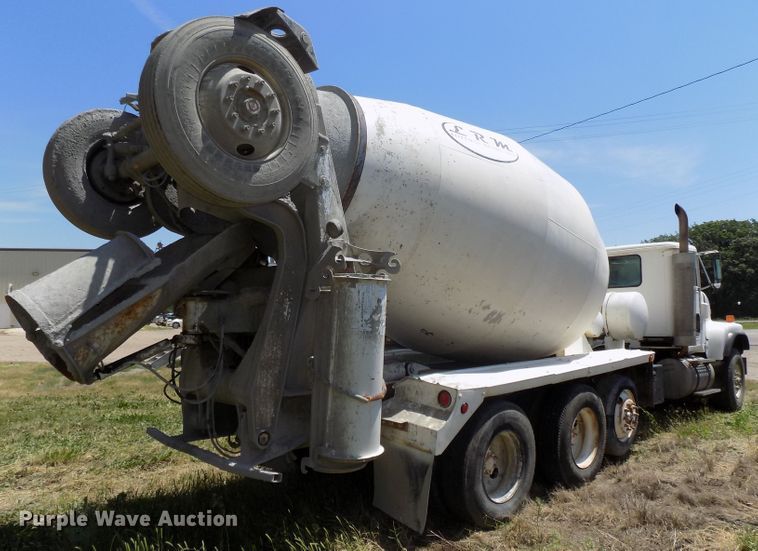 image for item DG2614 1997 International 5000SFA  ready mix truck