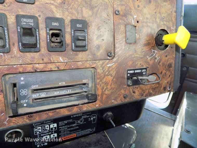 image for item DG2614 1997 International 5000SFA  ready mix truck