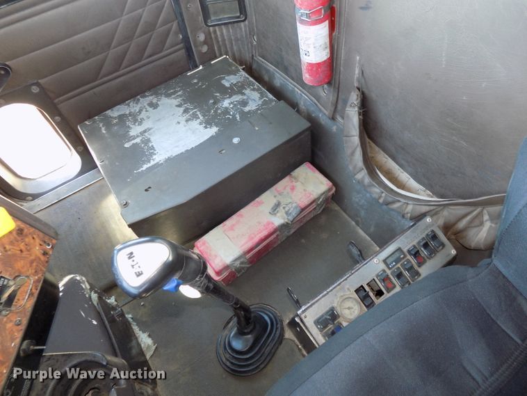 image for item DG2614 1997 International 5000SFA  ready mix truck