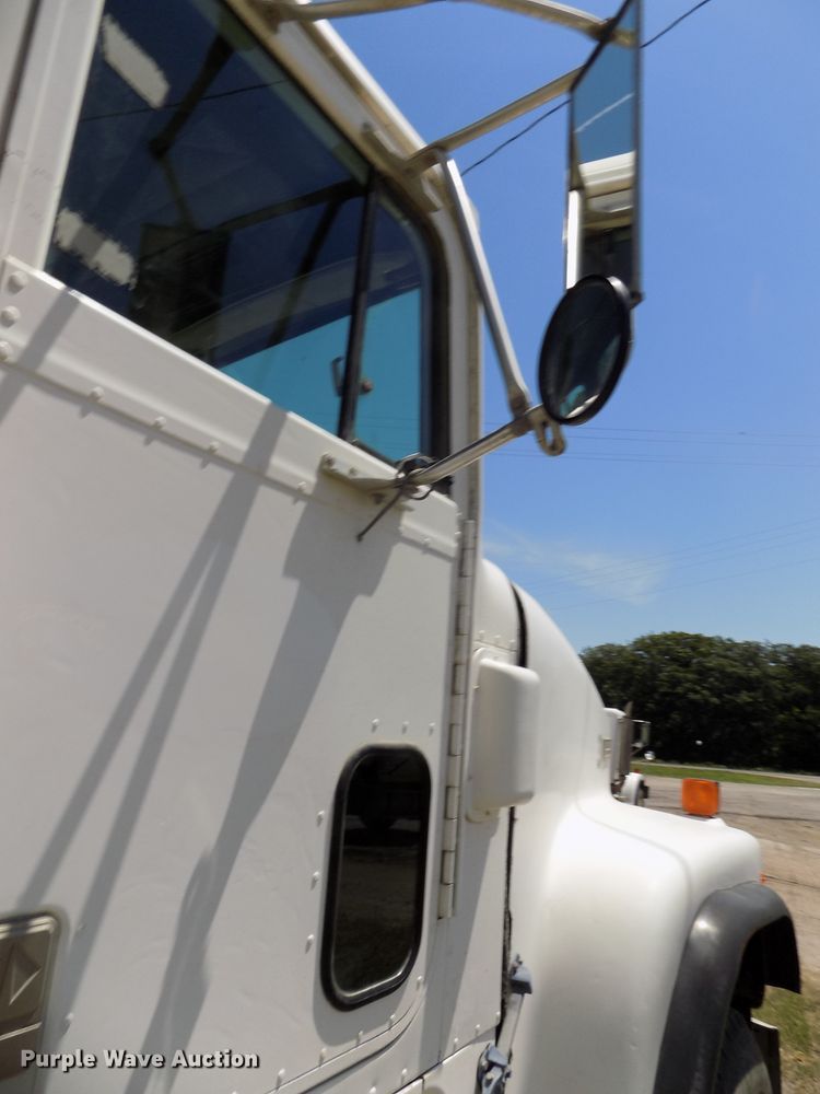 image for item DG2614 1997 International 5000SFA  ready mix truck