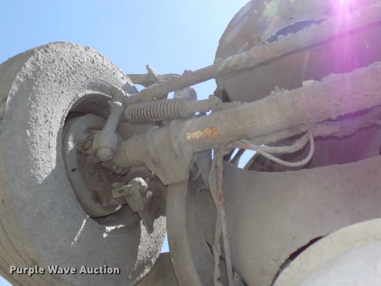 image for item DG2614 1997 International 5000SFA  ready mix truck