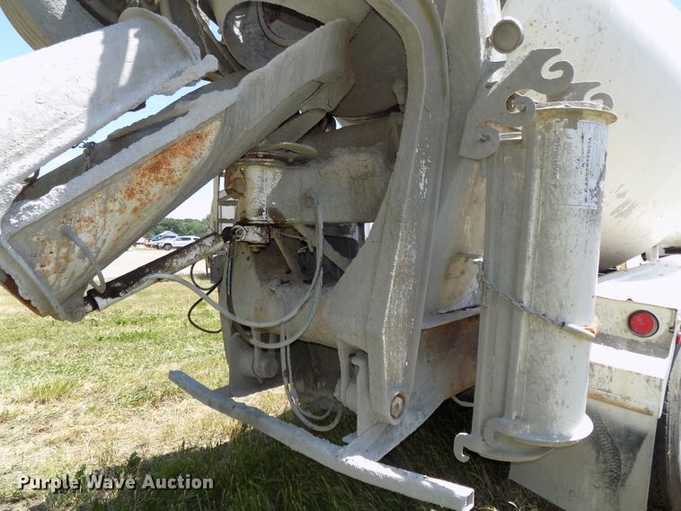 image for item DG2614 1997 International 5000SFA  ready mix truck