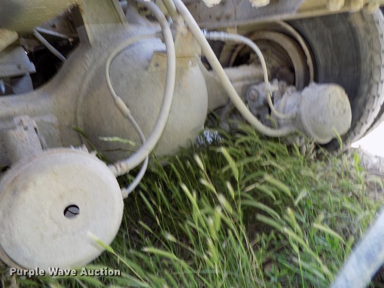 image for item DG2614 1997 International 5000SFA  ready mix truck