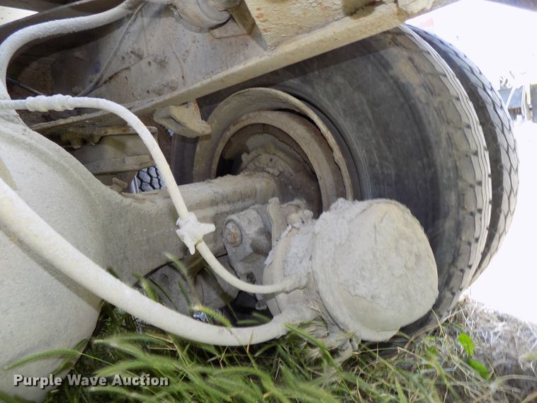 image for item DG2614 1997 International 5000SFA  ready mix truck