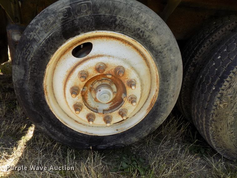 image for item DG2614 1997 International 5000SFA  ready mix truck