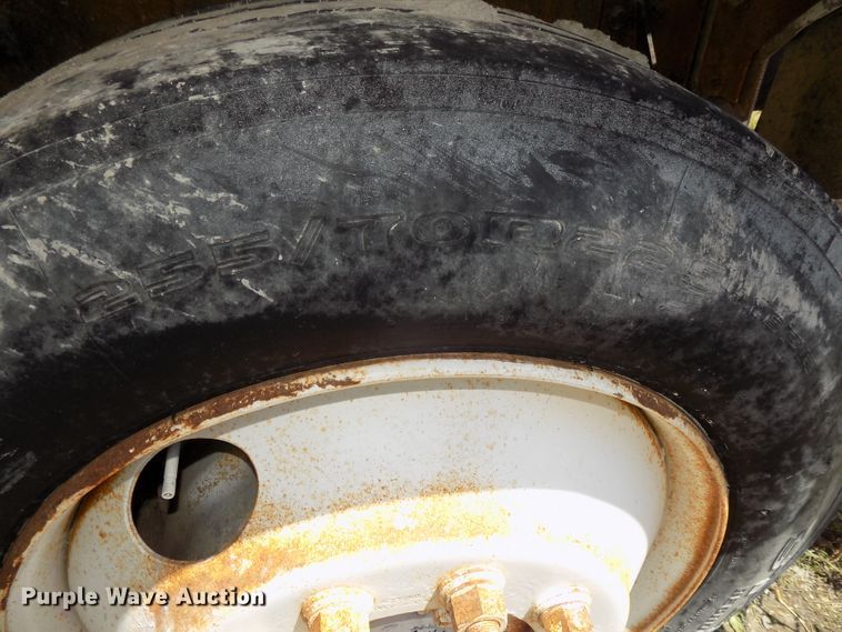 image for item DG2614 1997 International 5000SFA  ready mix truck