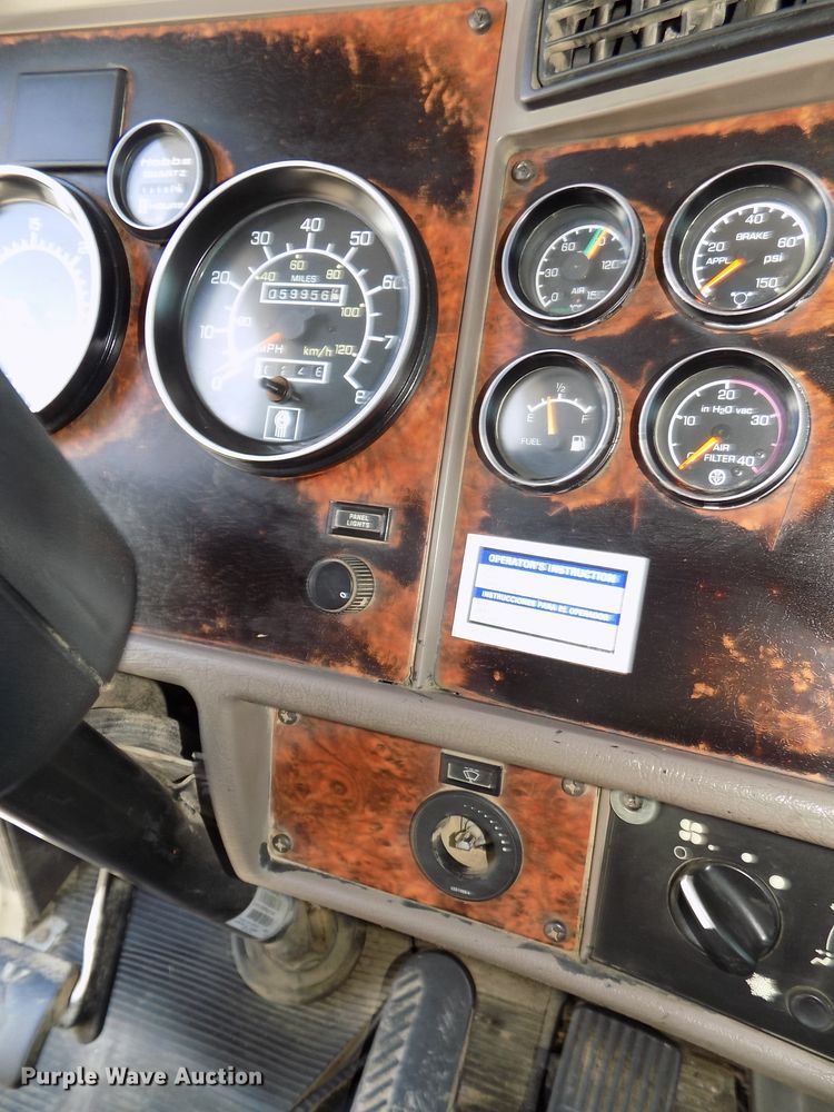 image for item DG2615 2005 Kenworth W900  ready mix or pump truck