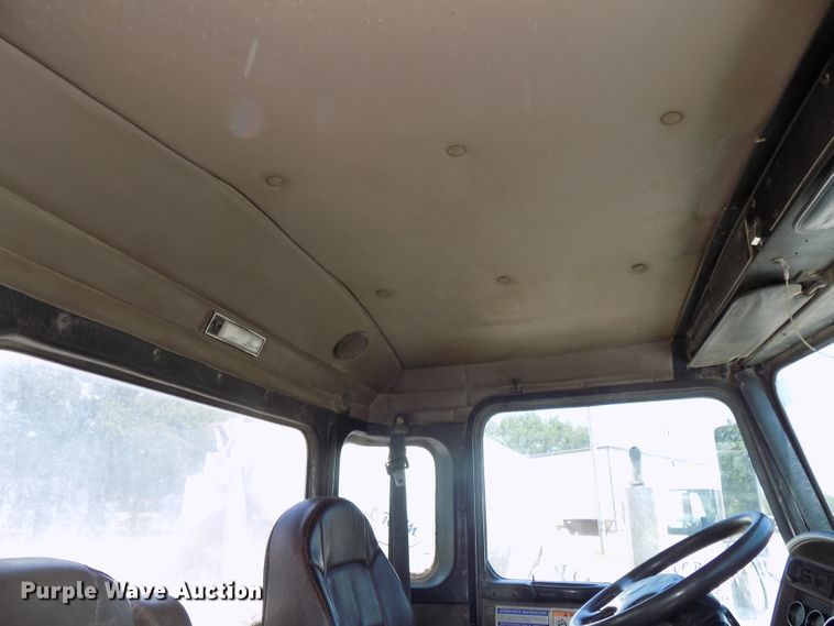 image for item DG2615 2005 Kenworth W900  ready mix or pump truck