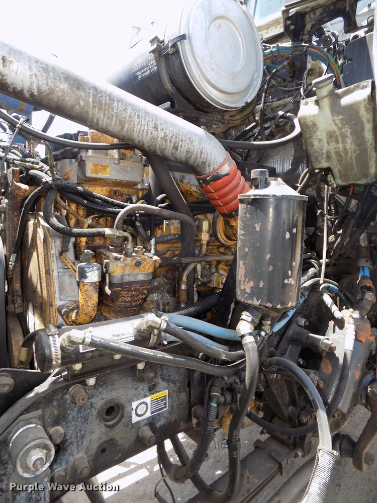 image for item DG2615 2005 Kenworth W900  ready mix or pump truck