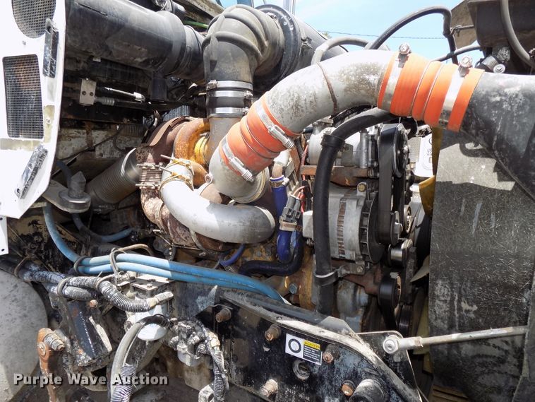 image for item DG2615 2005 Kenworth W900  ready mix or pump truck