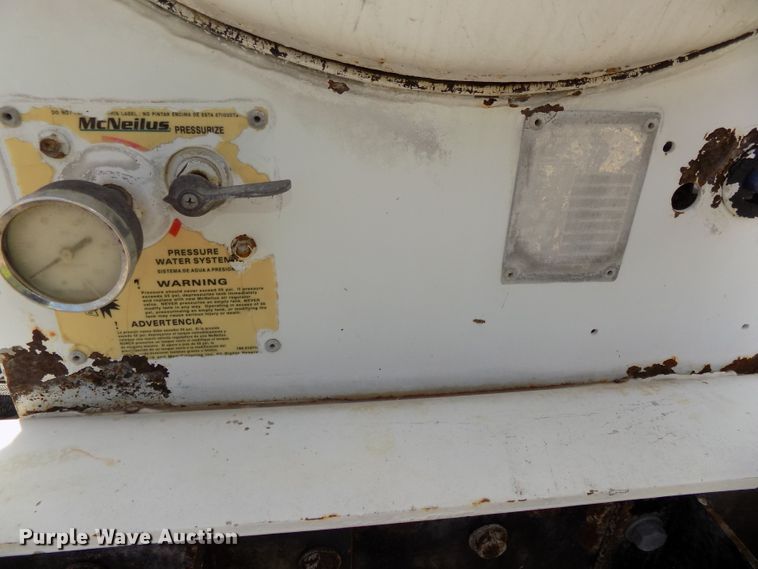 image for item DG2615 2005 Kenworth W900  ready mix or pump truck