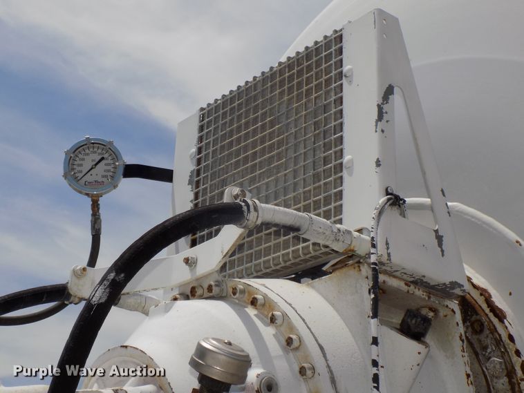 image for item DG2615 2005 Kenworth W900  ready mix or pump truck