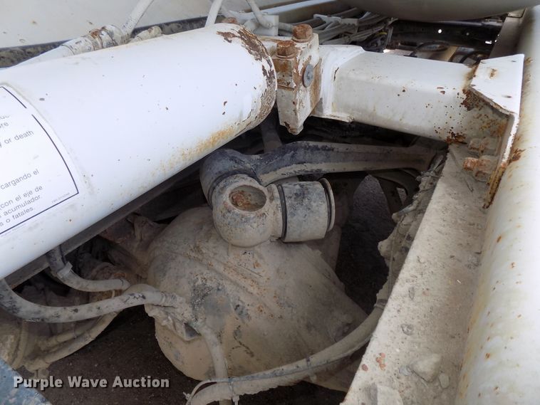 image for item DG2615 2005 Kenworth W900  ready mix or pump truck