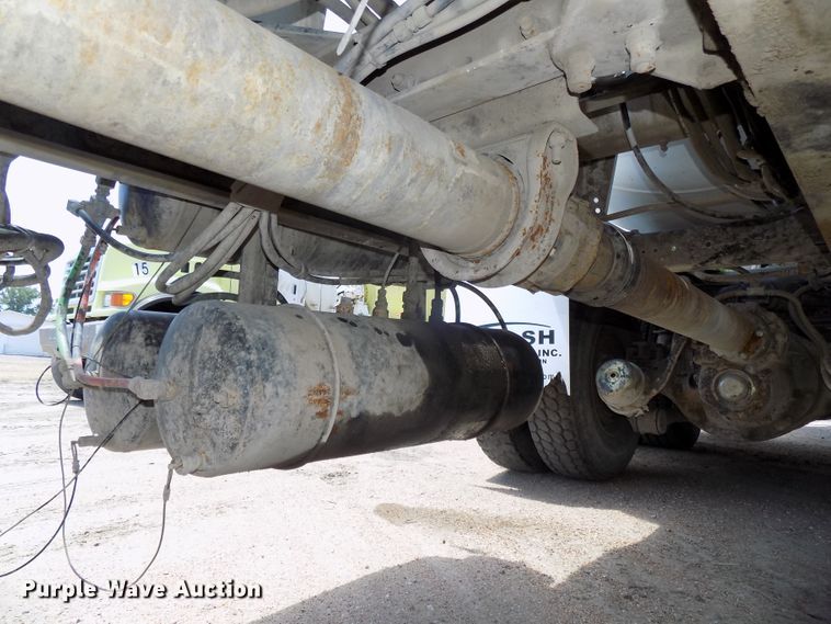 image for item DG2615 2005 Kenworth W900  ready mix or pump truck