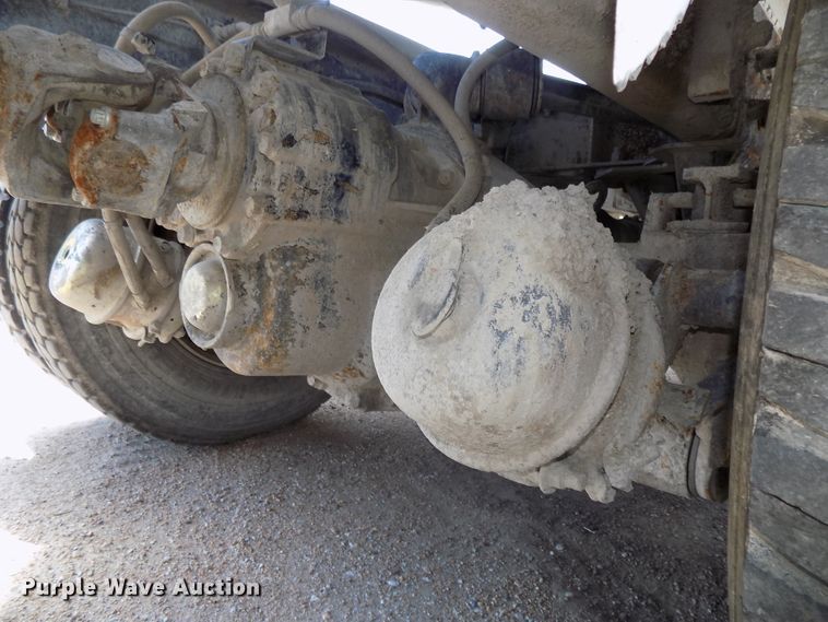 image for item DG2615 2005 Kenworth W900  ready mix or pump truck