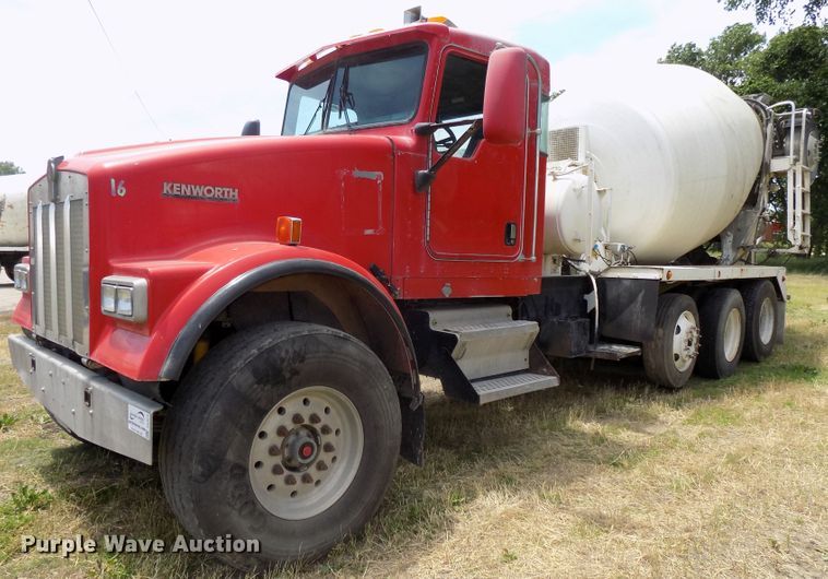 image for item DG2616 2003 Kenworth W900  ready mix truck