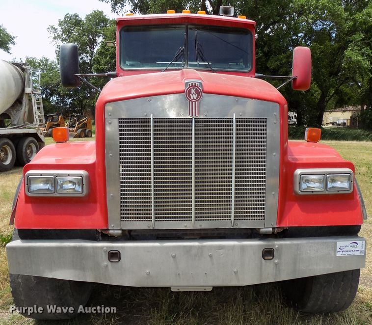 image for item DG2616 2003 Kenworth W900  ready mix truck
